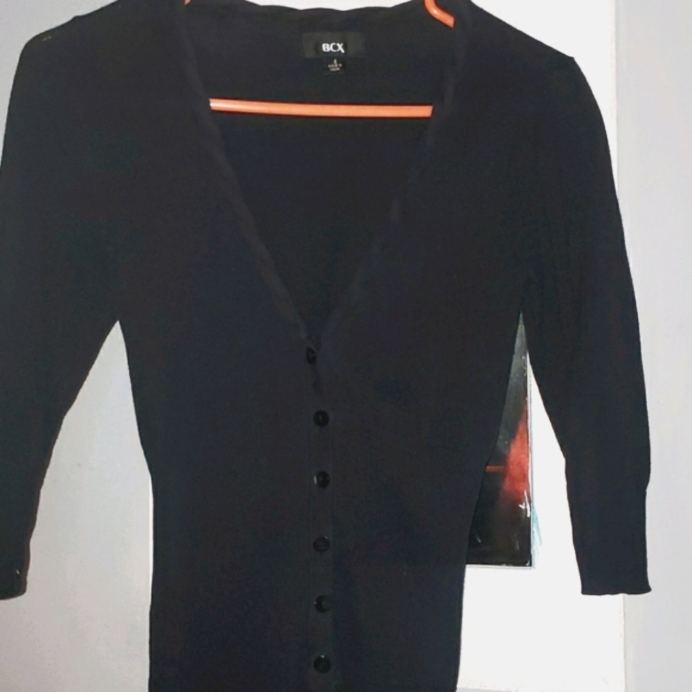 Cute  3/4 sleeve cardigan